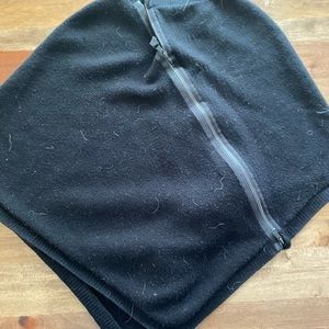 Lululemon black zipper poncho